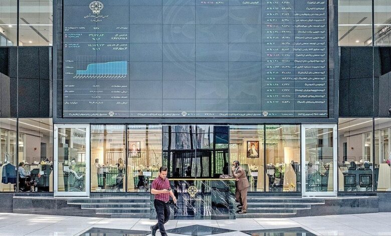 پیشبینی بورس فردا (چهارشنبه ۲۳ مهر ۱۴۰۴)؛ بازار سبز میشود یا قرمز؟